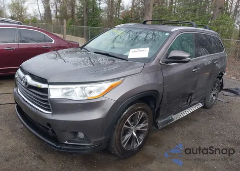 2016 Toyota Highlander Xle V6 z USA, uszkodzony, nr VIN 5TDKKRFH1GS142501